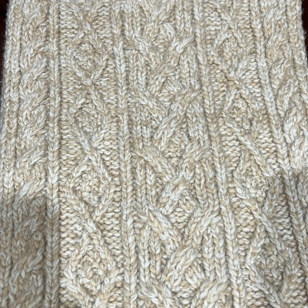Banana Republic Italian Wool-Blend Cable-Knit Scarf